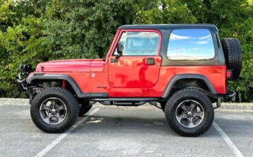 Jeep-wrangler-open-body-s-1988-red