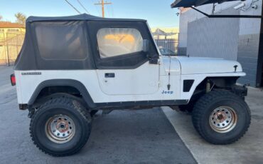Jeep-wrangler-s-1990-white-2