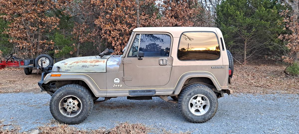 Jeep-wrangler-sahara-1989-green-1