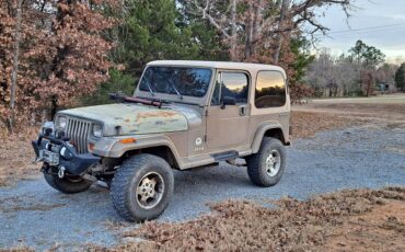 Jeep-wrangler-sahara-1989-green