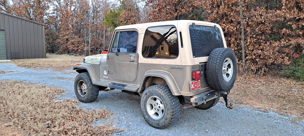 Jeep-wrangler-sahara-1989-green-5