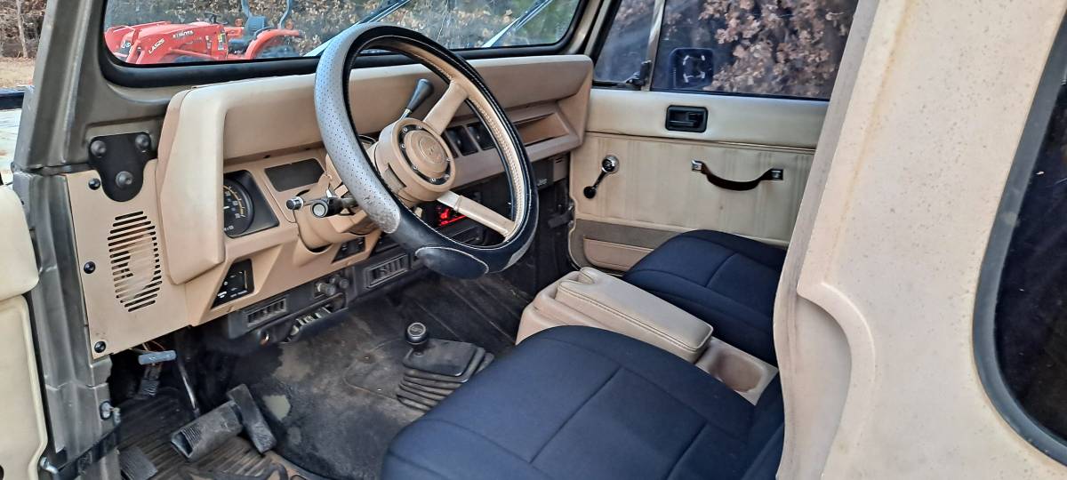 Jeep-wrangler-sahara-1989-green-6