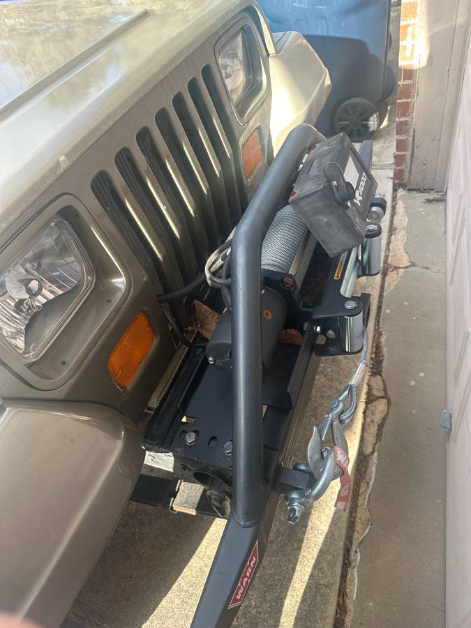 Jeep-wrangler-sahara-1991-brown-4