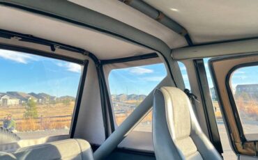 Jeep-wrangler-yj-1990-white-3