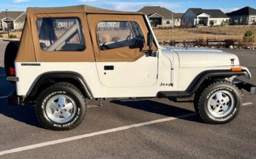 Jeep-wrangler-yj-1990-white-4