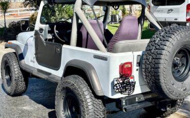 Jeep-wrangler-yj-1990-white-5
