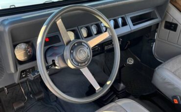 Jeep-wrangler-yj-1990-white-9