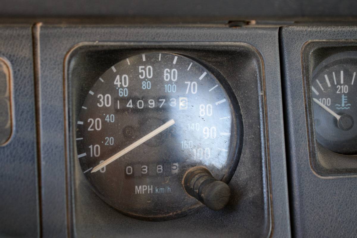 Jeep-wrangler-yj-1991-white-4