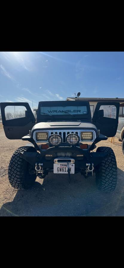 Jeep-wrangler-yj-1992-black-2