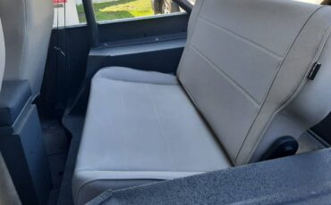 Jeep-wrangler-yj-1994-silver-11