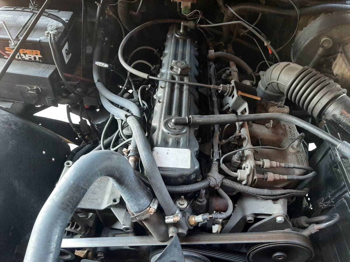 Jeep-wrangler-yj-1994-silver-18