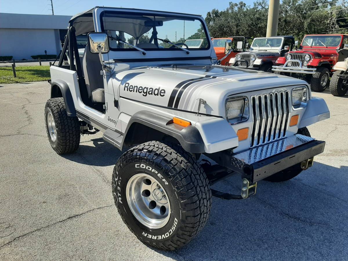 Jeep-wrangler-yj-1994-silver-4