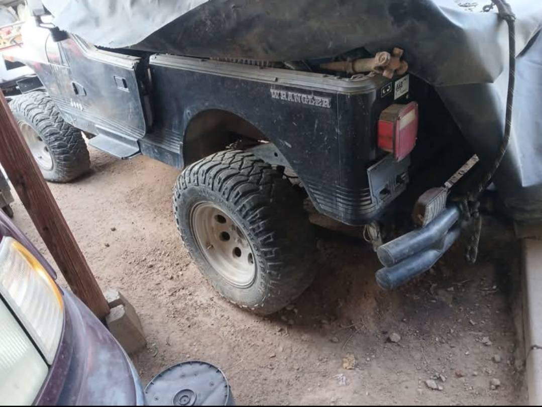 Jeep-wrangler-·-quotsportquot-sport-utility-2d-1988-black-10