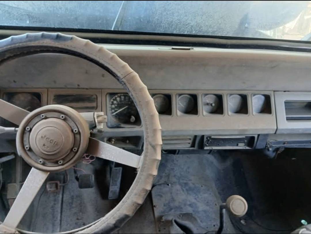 Jeep-wrangler-·-quotsportquot-sport-utility-2d-1988-black-4