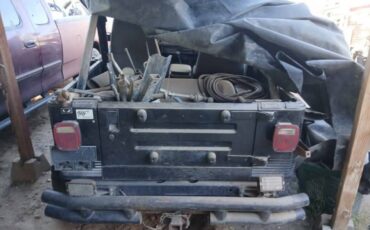 Jeep-wrangler-·-quotsportquot-sport-utility-2d-1988-black-6