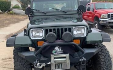 Jeep-yj-1995-green-2