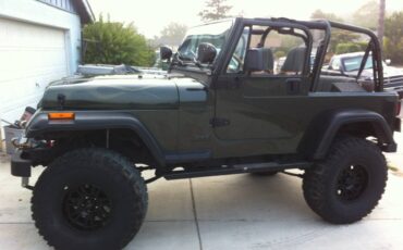 Jeep-yj-1995-green