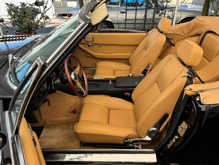 Jensen-interceptor-iii-1975-1