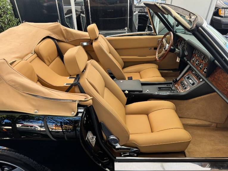 Jensen-interceptor-iii-1975-13