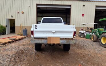 K20-custom-deluxe-lwb-1977-white-2