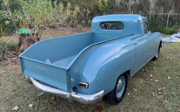 Kaiser-4-door-sedan-1948-15