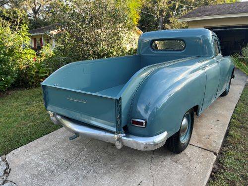 Kaiser-4-door-sedan-1948-17