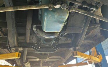 Kaiser-4-door-sedan-1948-20