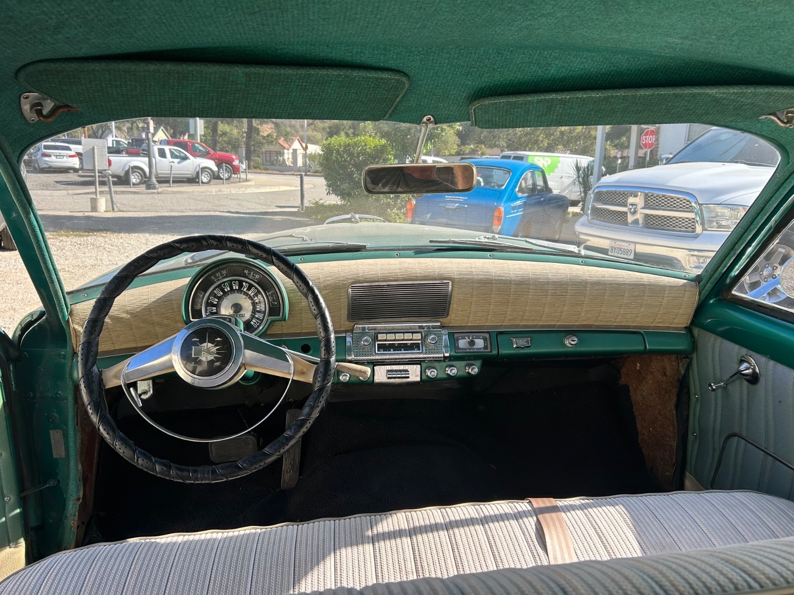 Kaiser-Manhattan-1953-Sedan-12