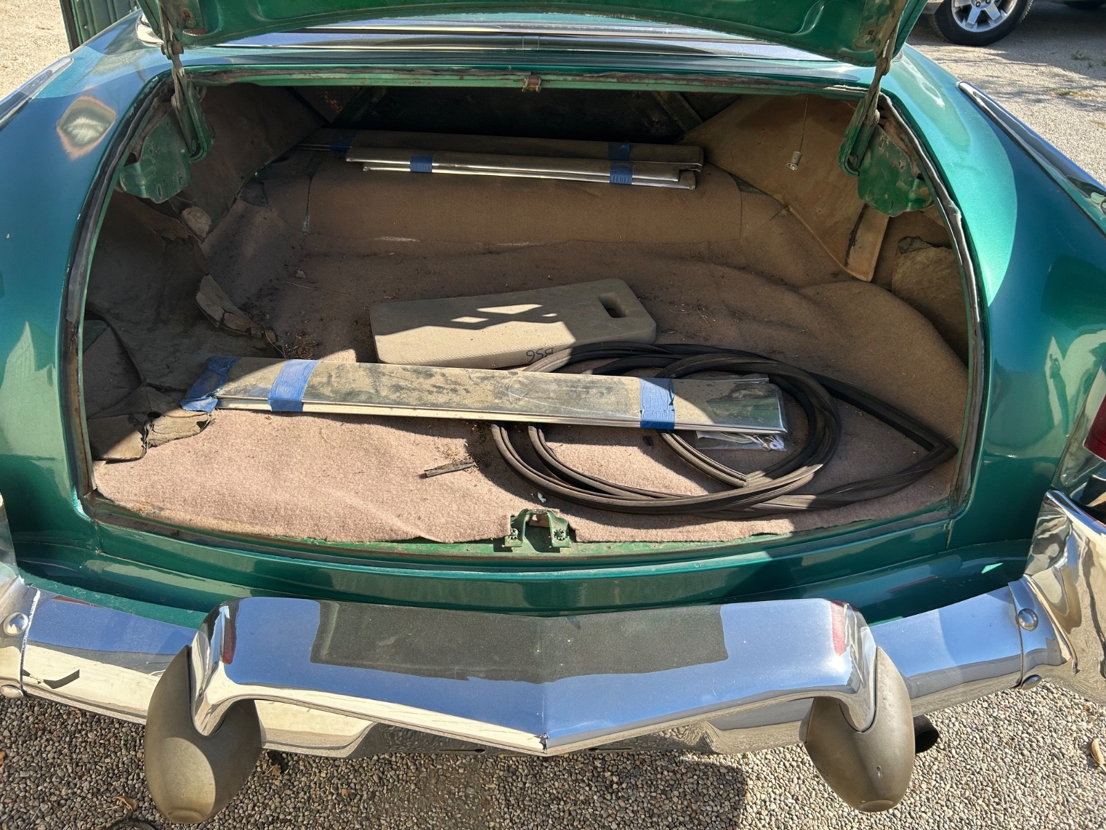 Kaiser-Manhattan-1953-Sedan-13