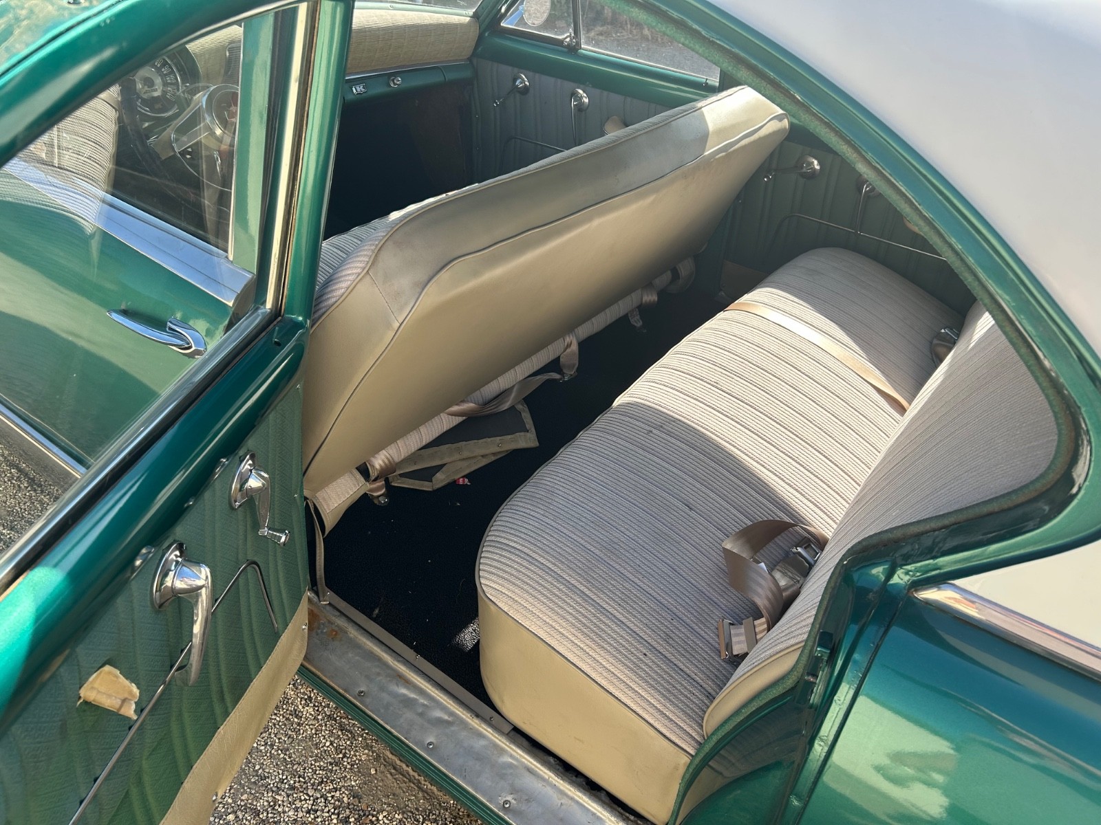 Kaiser-Manhattan-1953-Sedan-8