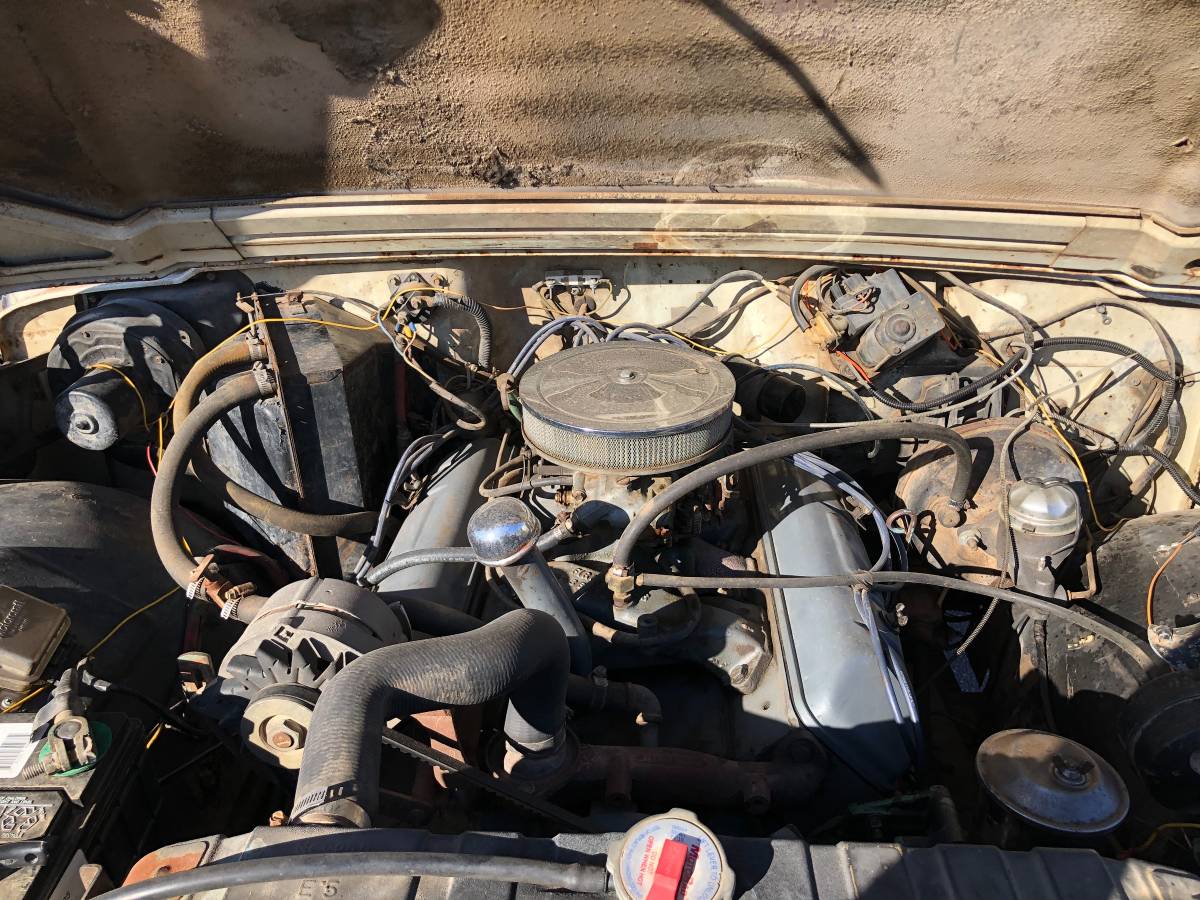 Kaiser-jeep-gladiator-j2000-1966-white-8