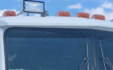 Kenworth-t800-water-truck-diesel-1996-white-14