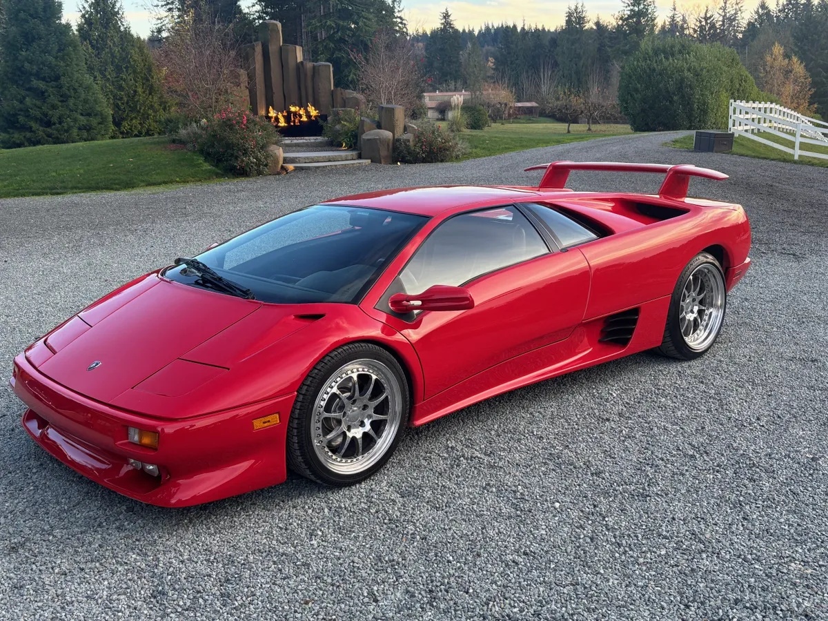 Lamborghini-Diablo-1995-Red-Black-5