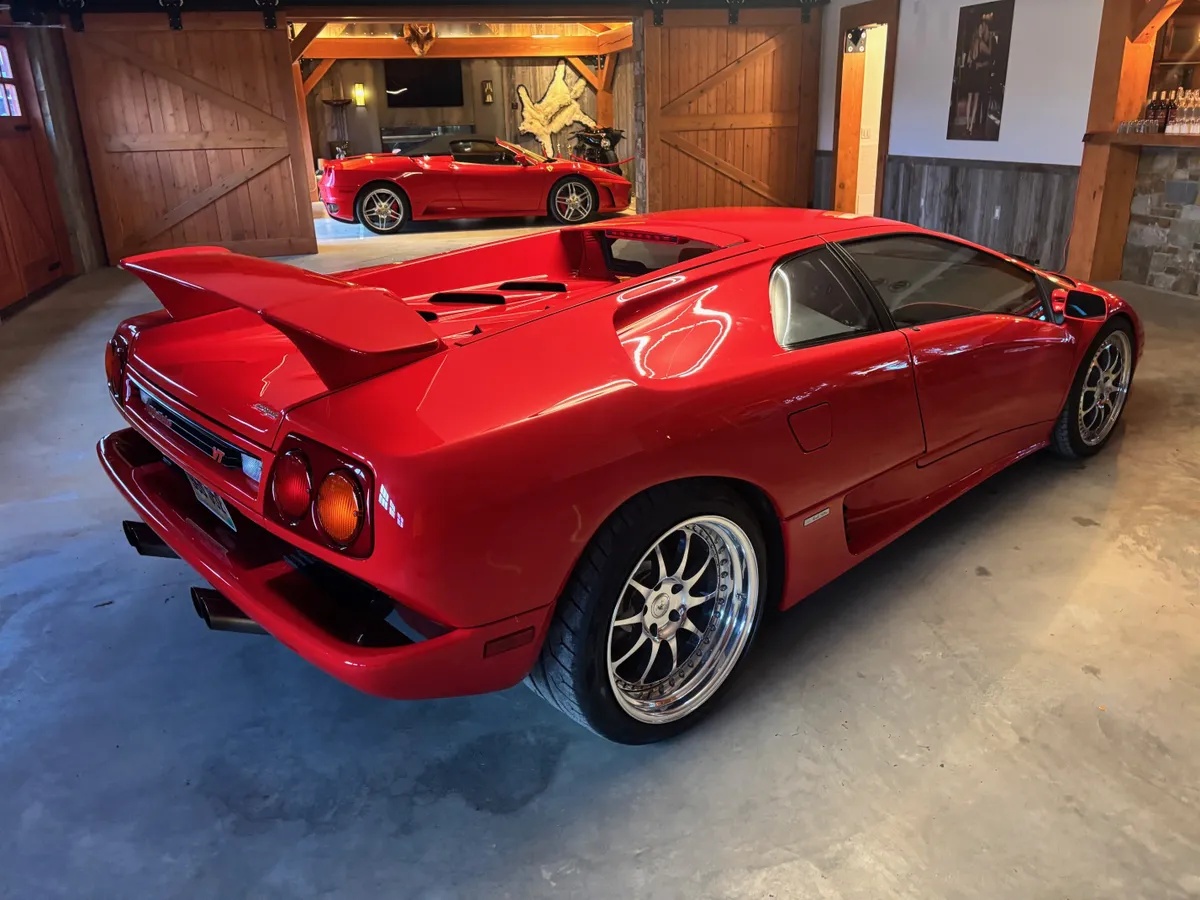 Lamborghini-Diablo-1995-Red-Black-6