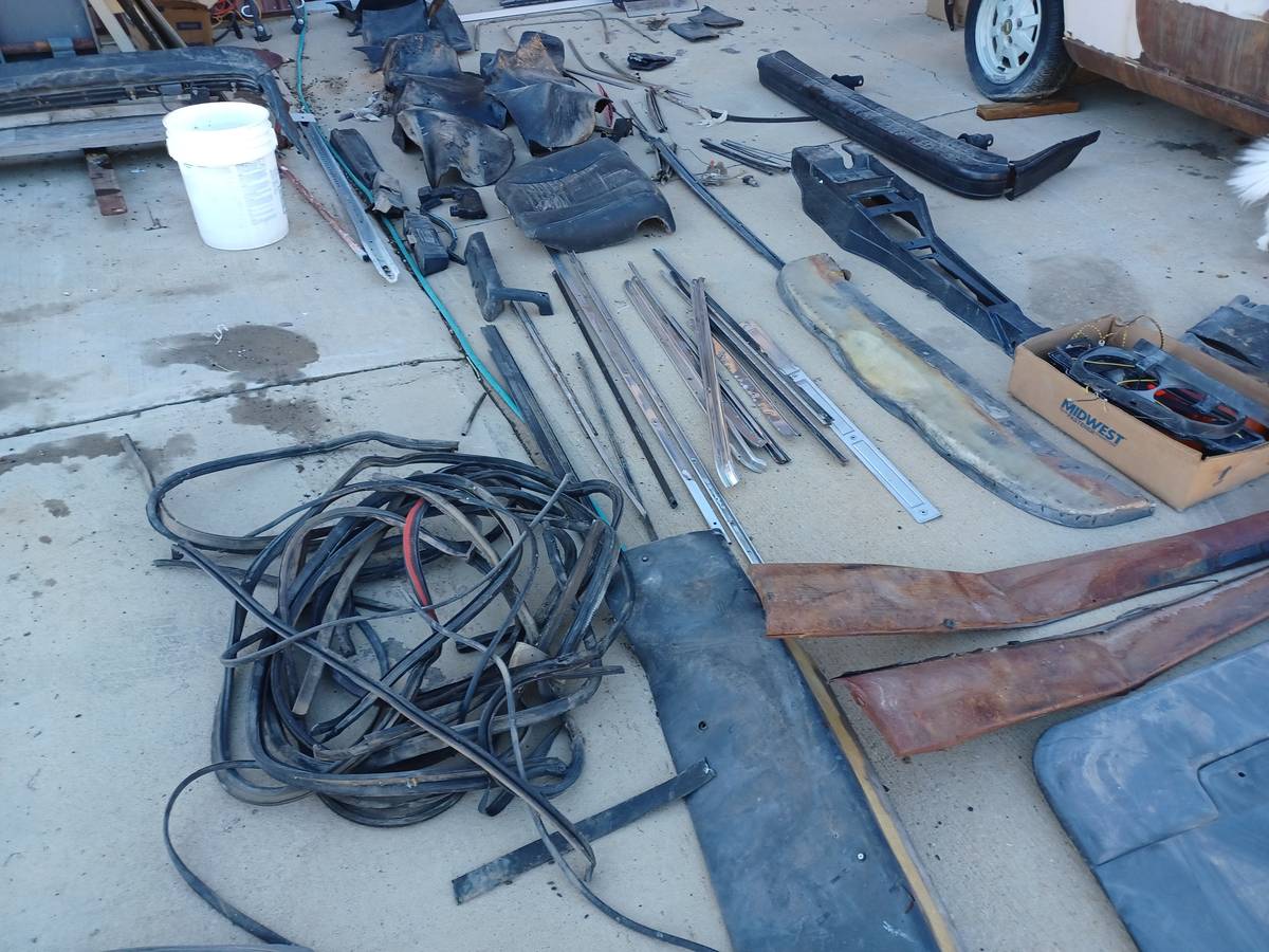 Lancia-beta-zagoto-spider-1979-red-23