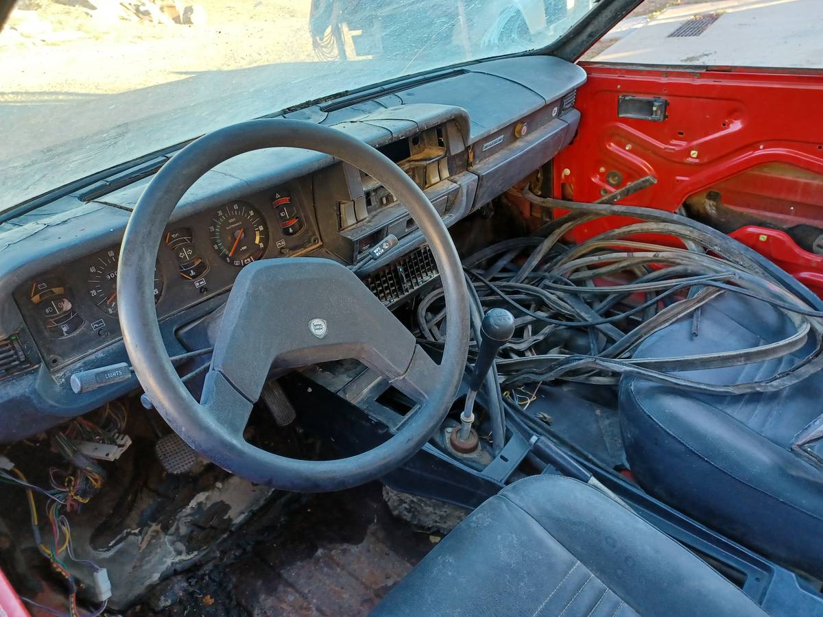 Lancia-beta-zagoto-spider-1979-red-5