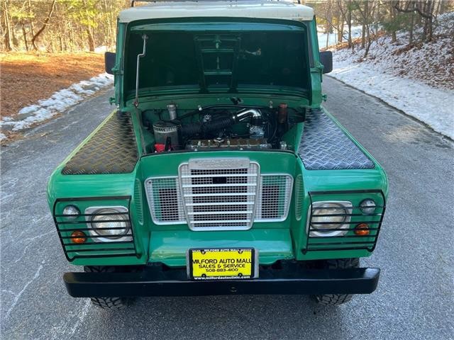 Land-Rover-88-Series-II-Santana-1961-13