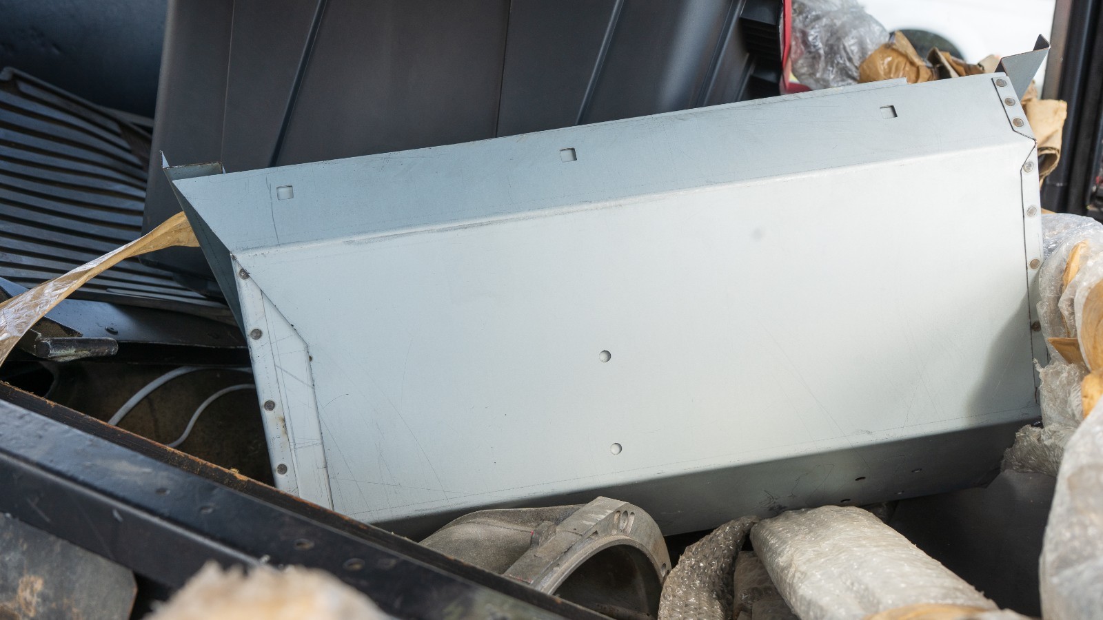 Land-Rover-Defender-1979-SUV-6