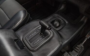 Land-Rover-Defender-1985-Finance-Trade-Welcomed-28