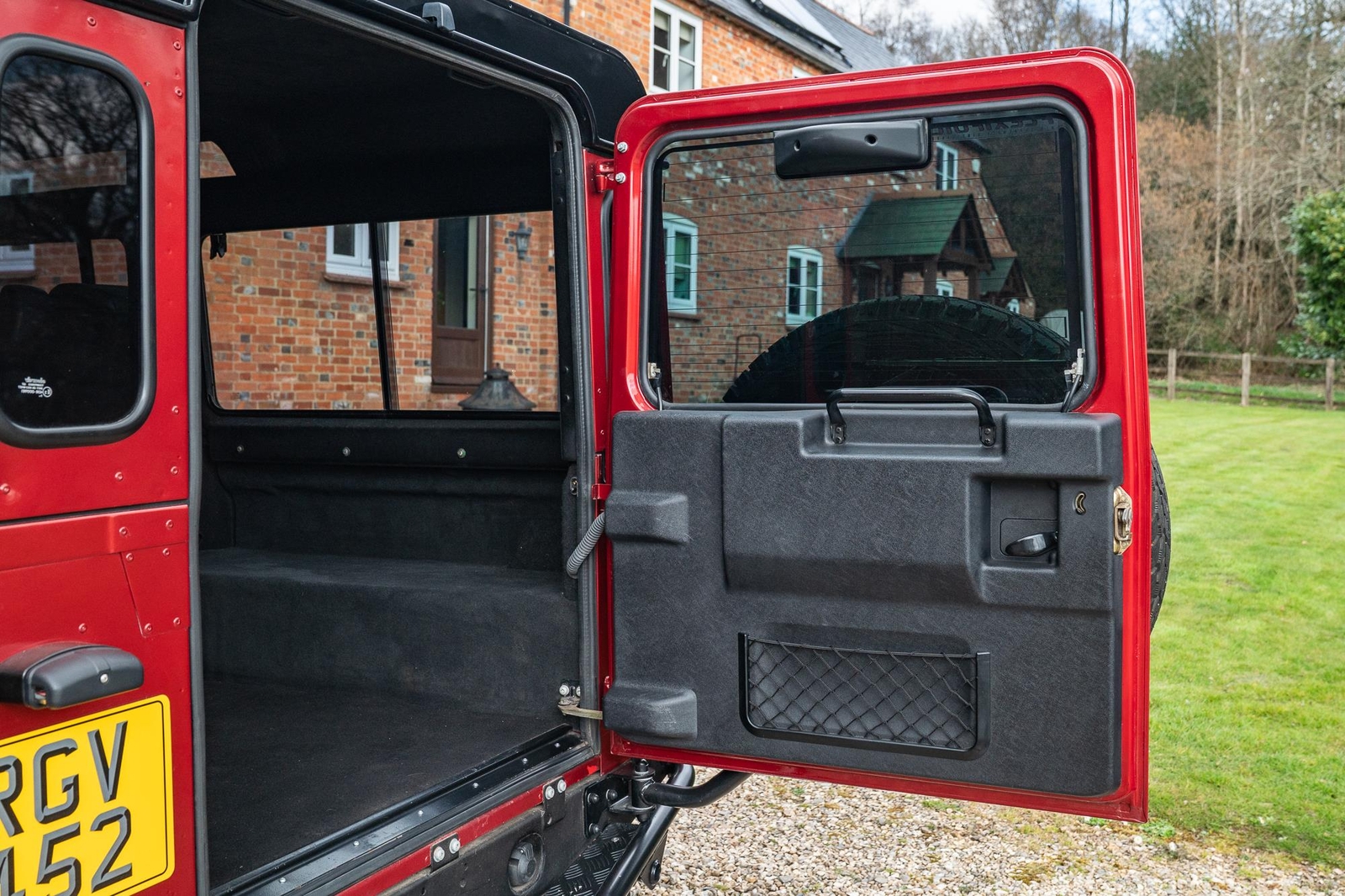 Land-Rover-Defender-1985-Finance-Trade-Welcomed-30