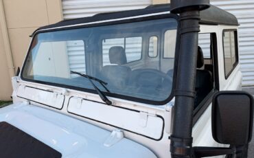 Land-Rover-Defender-1987-SUV-13