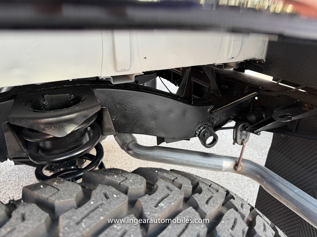 Land-Rover-Defender-1987-SUV-18