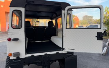 Land-Rover-Defender-1987-SUV-20