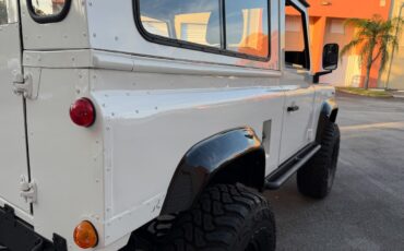 Land-Rover-Defender-1987-SUV-22