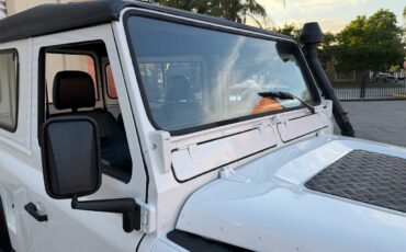 Land-Rover-Defender-1987-SUV-25