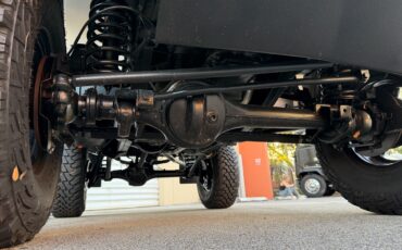 Land-Rover-Defender-1987-SUV-29