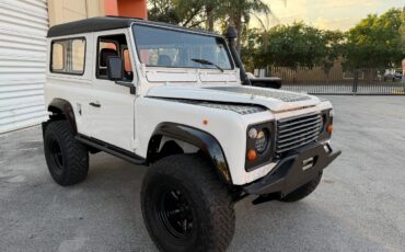 Land-Rover-Defender-1987-SUV-9
