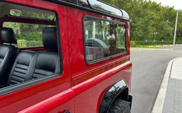 Land-Rover-Defender-1990-SUV-21