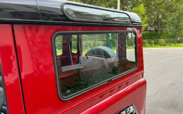 Land-Rover-Defender-1990-SUV-25