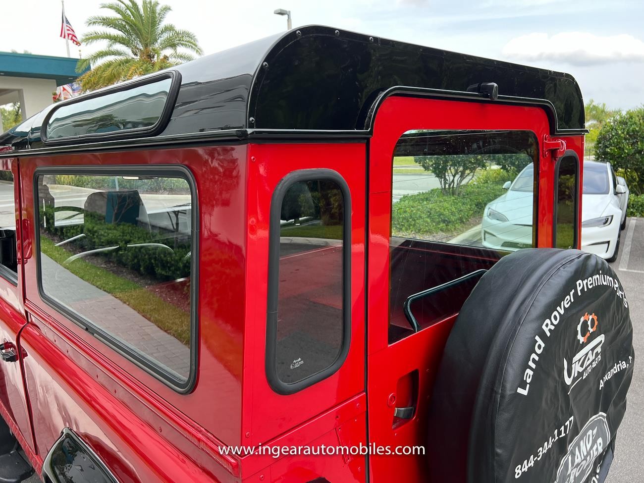 Land-Rover-Defender-1990-SUV-30